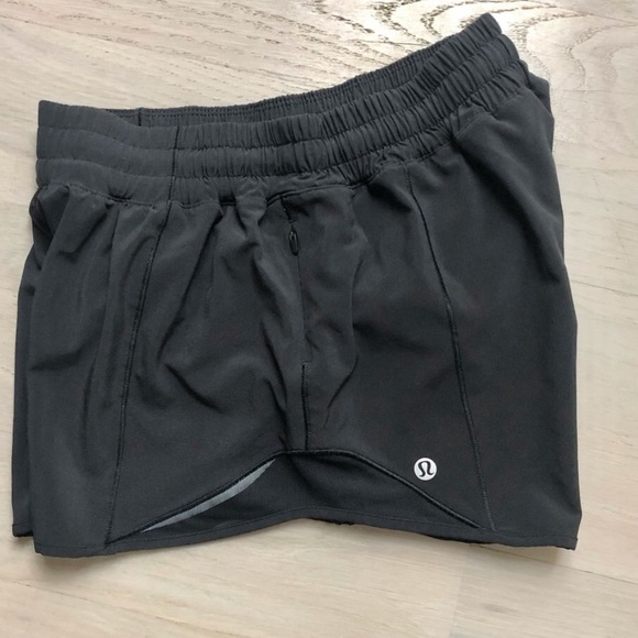 Lululemon Hotty Hot Size 6 TALL Black - Picture 3 of 9